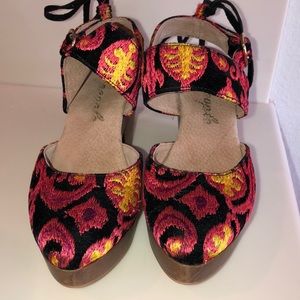 Free people clogs
